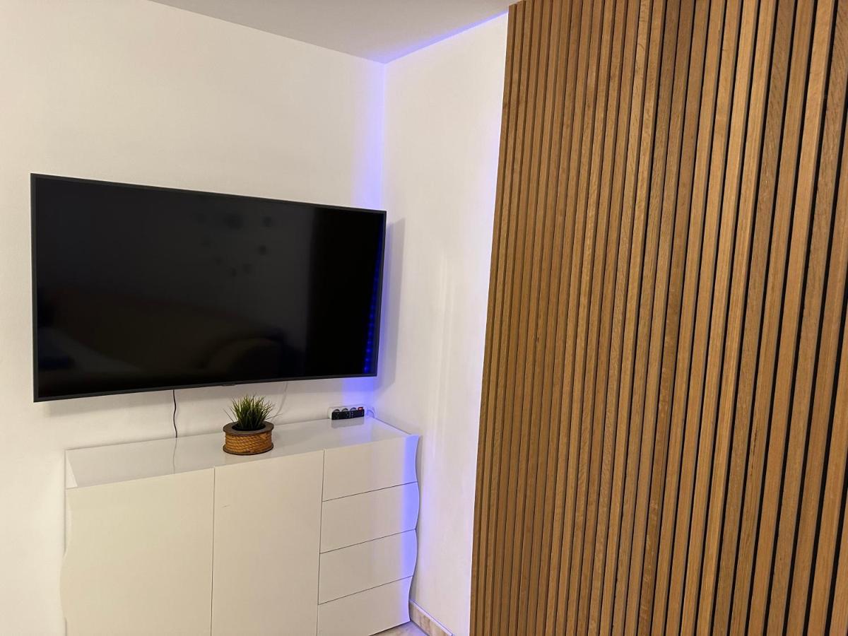Souterrain Fewo, Europapark, Netflix, 2Xtv Apartment Mietersheim Exterior foto
