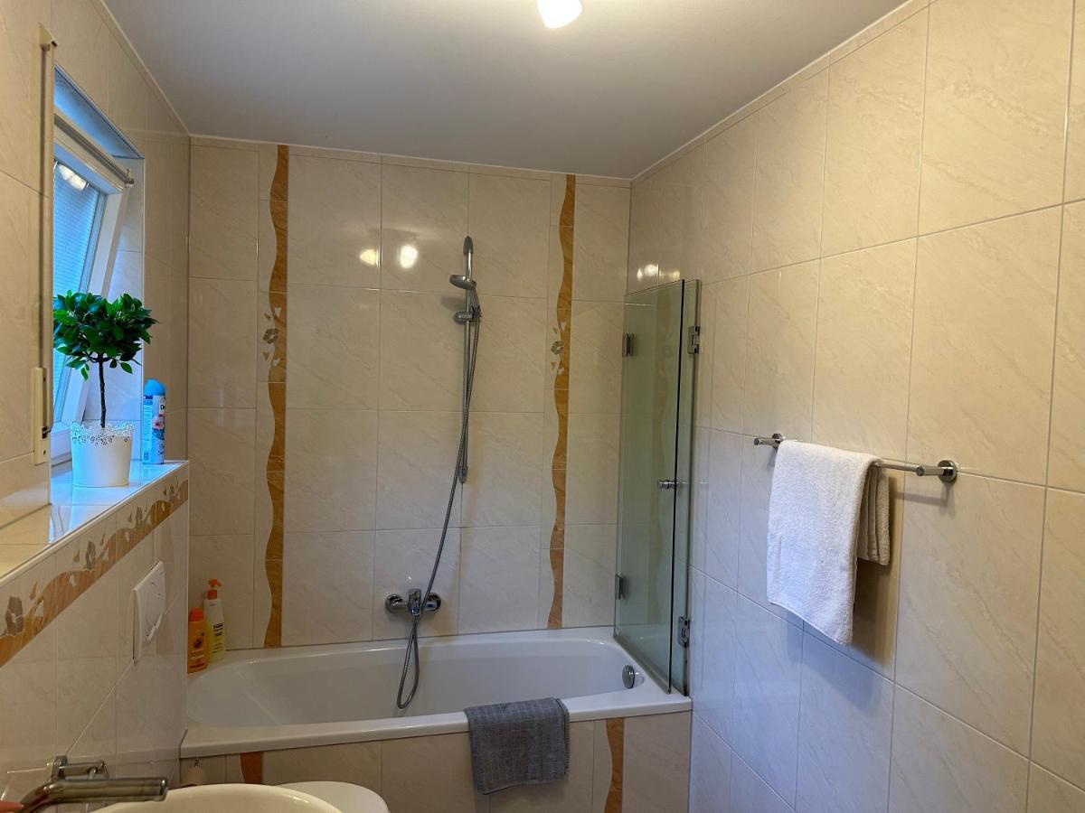 Souterrain Fewo, Europapark, Netflix, 2Xtv Apartment Mietersheim Exterior foto
